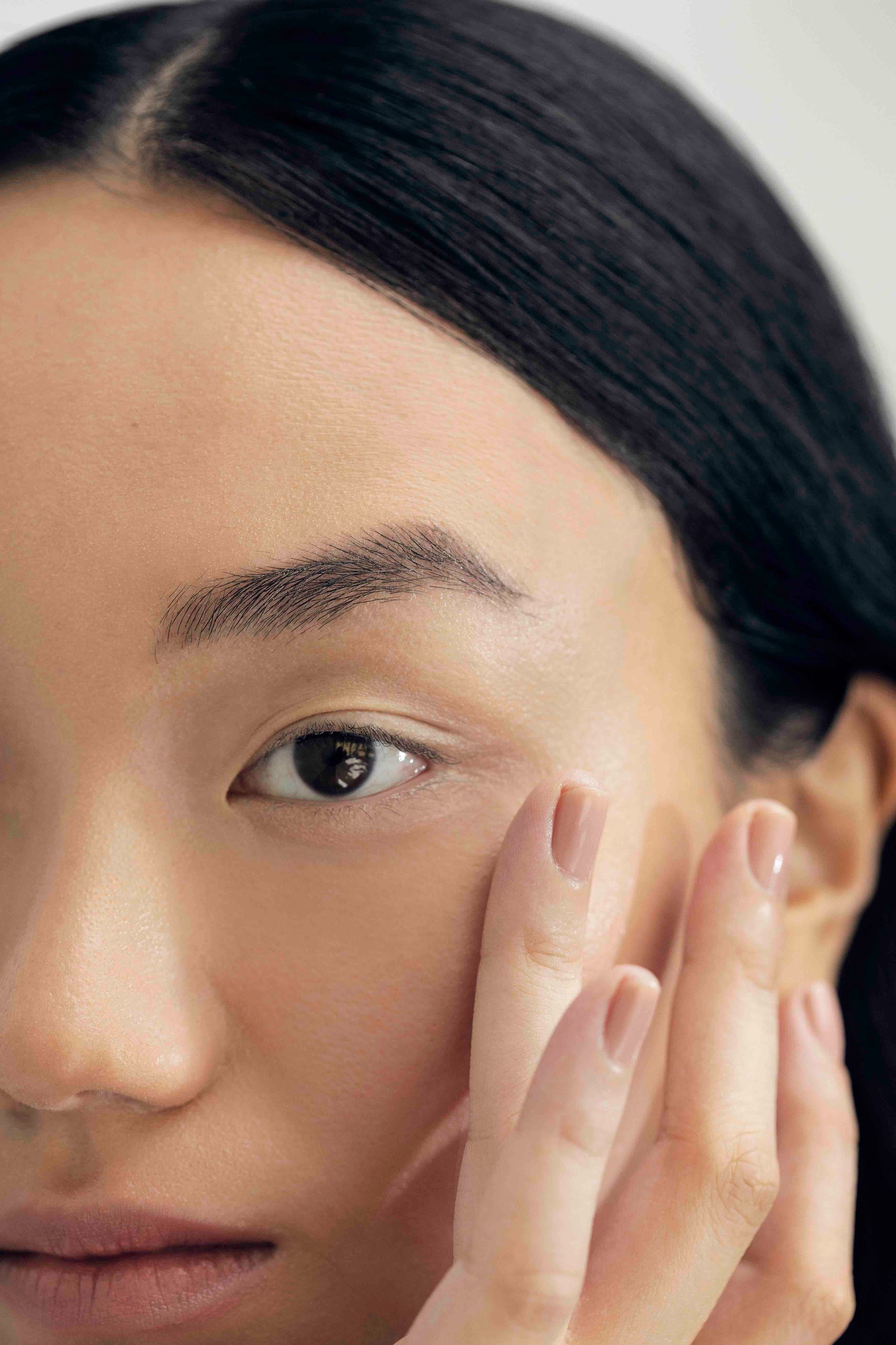 10 Eye Creams That Actually Brighten, According To Dermatologists