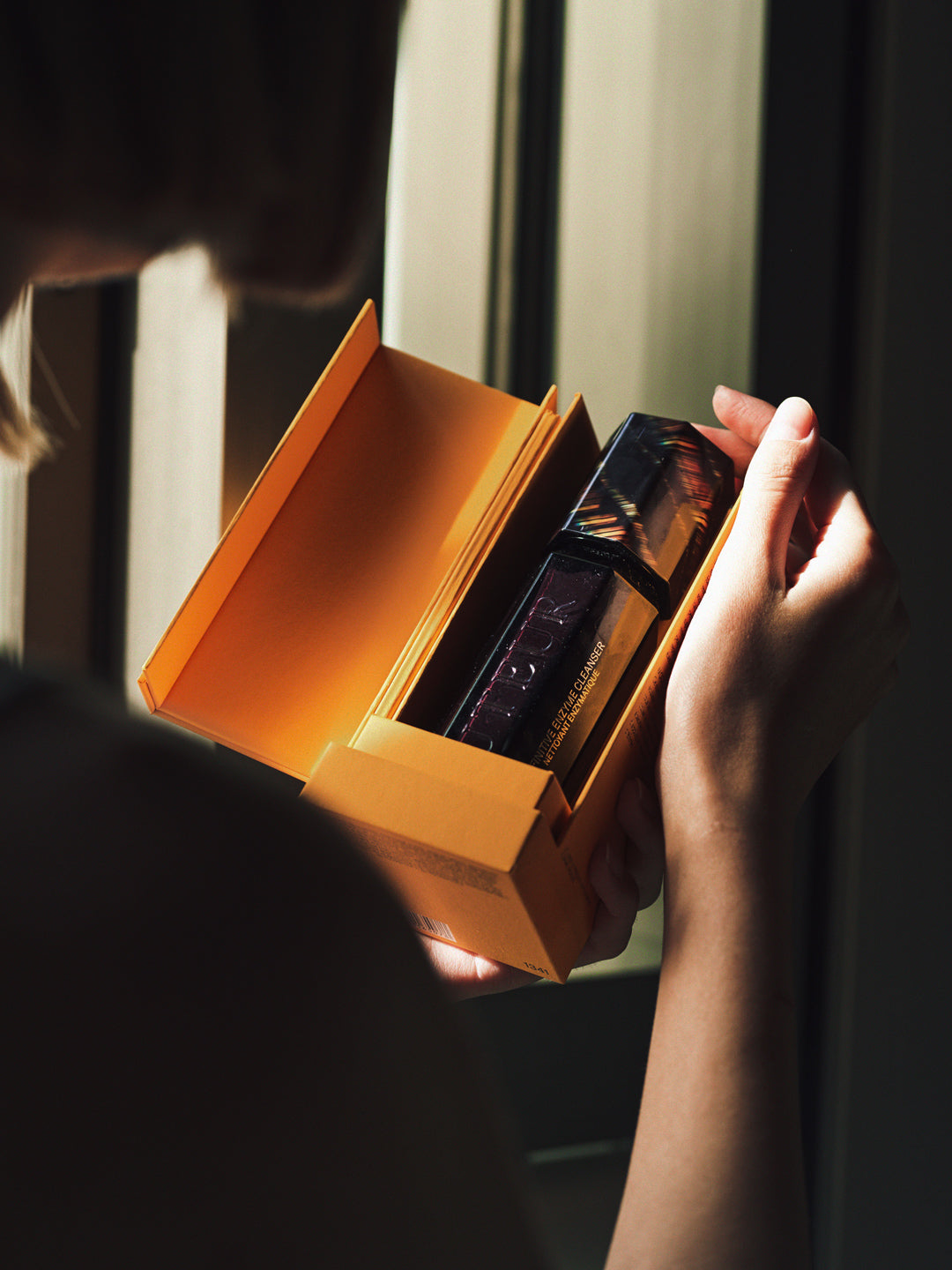 The Complete Guide to Peptides in Skincare: Types, Benefits, and How They Work.